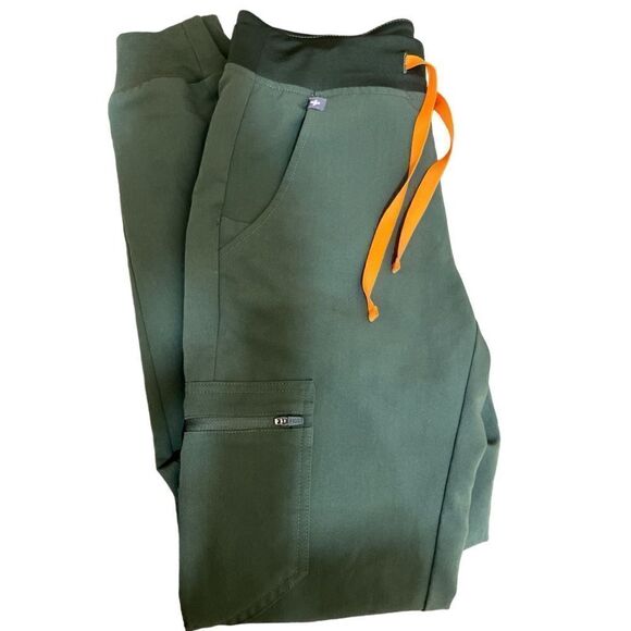 Figs Scub Joggers - Picture 3 of 9